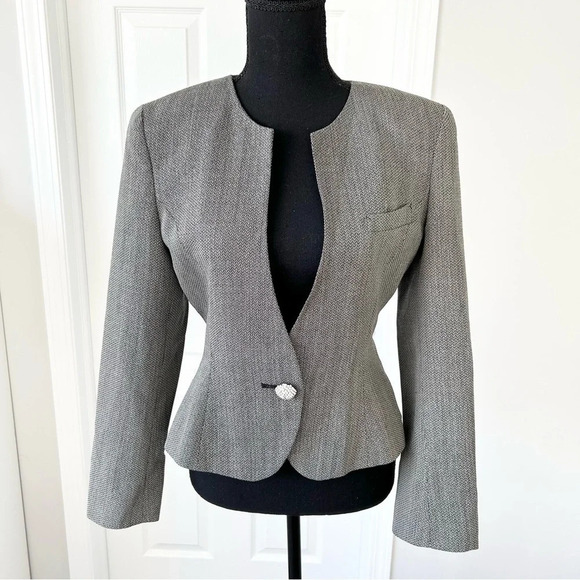 Korea Emoda  Wool Blend Fit Flare Blazer - Picture 1 of 15